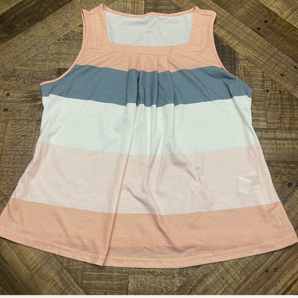 women's color block sleeveless tank top featuring a square neckline